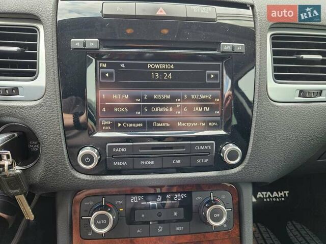 Сірий Фольксваген Туарег, об'ємом двигуна 2.97 л та пробігом 263 тис. км за 18790 $, фото 36 на Automoto.ua