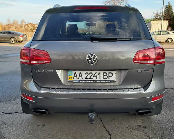 Сірий Фольксваген Туарег, об'ємом двигуна 3 л та пробігом 84 тис. км за 28331 $, фото 9 на Automoto.ua