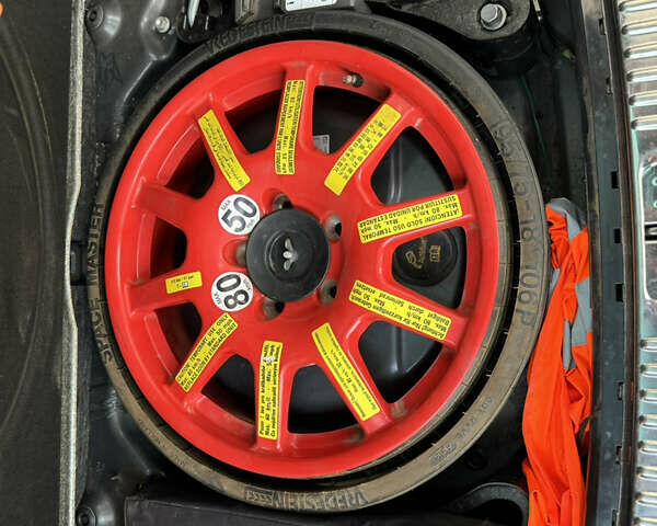 Серый Фольксваген Туарег, объемом двигателя 2.97 л и пробегом 261 тыс. км за 18000 $, фото 30 на Automoto.ua