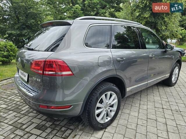 Сірий Фольксваген Туарег, об'ємом двигуна 2.97 л та пробігом 263 тис. км за 18790 $, фото 6 на Automoto.ua