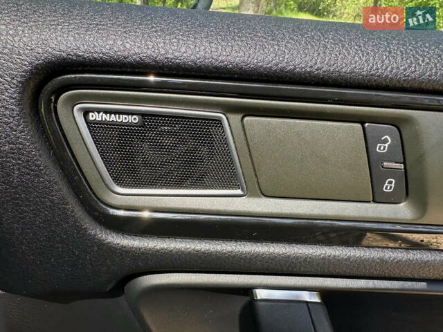 Серый Фольксваген Туарег, объемом двигателя 2.97 л и пробегом 224 тыс. км за 28086 $, фото 19 на Automoto.ua