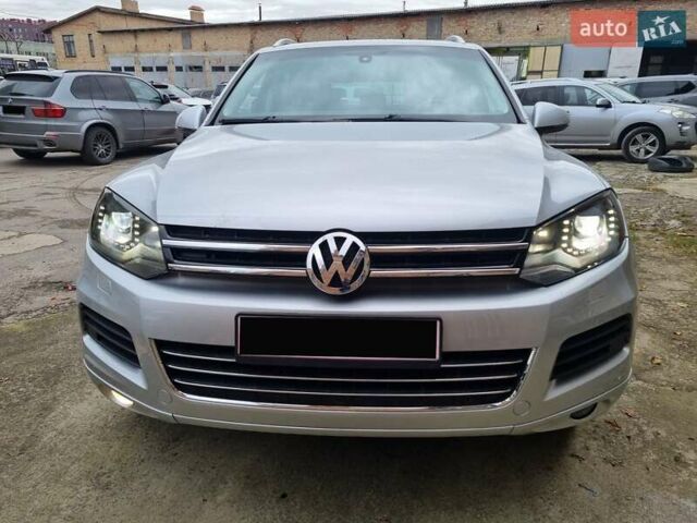 Фольксваген Туарег 2013 в Ровно на Automoto.ua Серый Фольксваген Туарег, объемом двигателя 3 л и пробегом 311 тыс. км за 20999 $, фото 34 на Automoto.ua