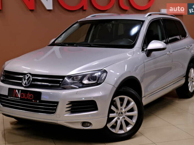 Серый Фольксваген Туарег, объемом двигателя 3 л и пробегом 219 тыс. км за 17900 $, фото 9 на Automoto.ua