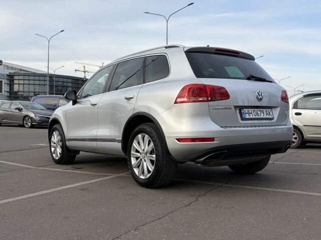 Серый Фольксваген Туарег, объемом двигателя 3.6 л и пробегом 278 тыс. км за 14200 $, фото 21 на Automoto.ua