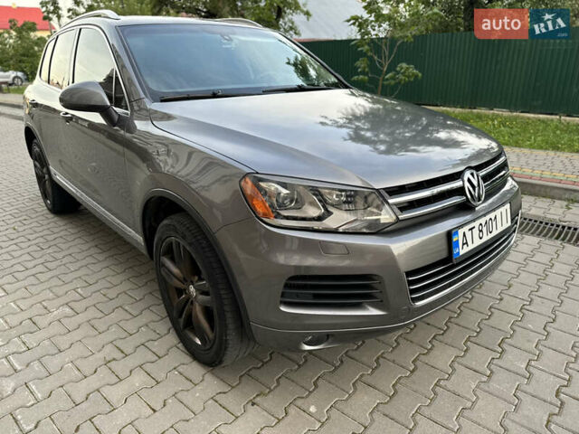 Серый Фольксваген Туарег, объемом двигателя 2.97 л и пробегом 261 тыс. км за 18000 $, фото 14 на Automoto.ua