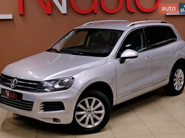 Серый Фольксваген Туарег, объемом двигателя 3 л и пробегом 219 тыс. км за 17900 $, фото 8 на Automoto.ua