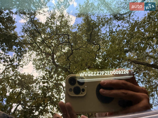 Серый Фольксваген Туарег, объемом двигателя 2.97 л и пробегом 224 тыс. км за 28086 $, фото 12 на Automoto.ua