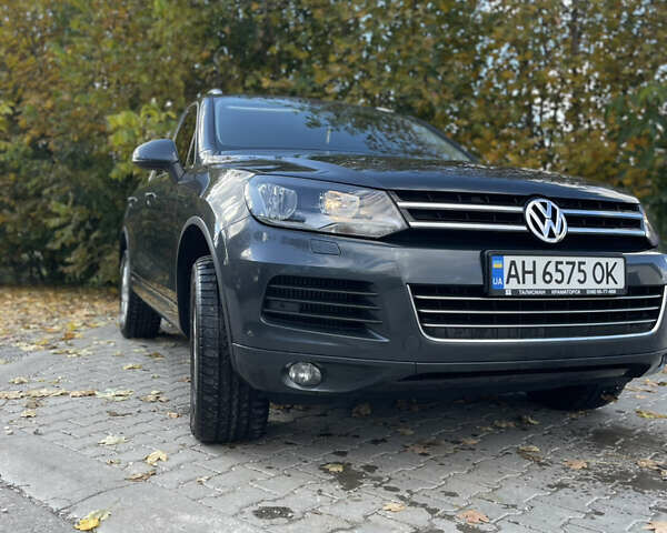 Сірий Фольксваген Туарег, об'ємом двигуна 3 л та пробігом 229 тис. км за 18100 $, фото 4 на Automoto.ua