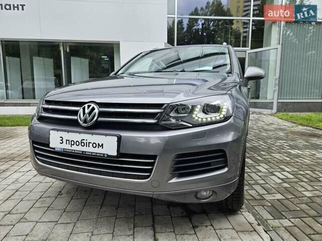 Сірий Фольксваген Туарег, об'ємом двигуна 2.97 л та пробігом 263 тис. км за 18790 $, фото 14 на Automoto.ua