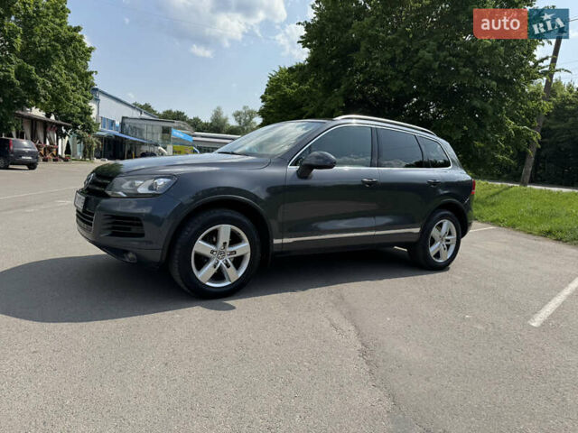 Сірий Фольксваген Туарег, об'ємом двигуна 2.97 л та пробігом 229 тис. км за 19800 $, фото 5 на Automoto.ua