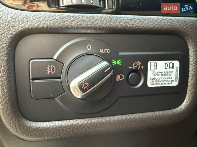 Сірий Фольксваген Туарег, об'ємом двигуна 2.97 л та пробігом 169 тис. км за 24900 $, фото 32 на Automoto.ua