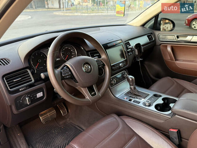 Сірий Фольксваген Туарег, об'ємом двигуна 2.97 л та пробігом 169 тис. км за 24900 $, фото 12 на Automoto.ua
