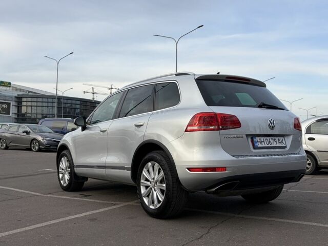 Серый Фольксваген Туарег, объемом двигателя 3.6 л и пробегом 278 тыс. км за 14200 $, фото 19 на Automoto.ua