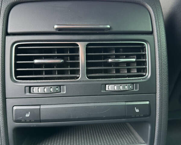 Сірий Фольксваген Туарег, об'ємом двигуна 2.97 л та пробігом 229 тис. км за 19800 $, фото 13 на Automoto.ua