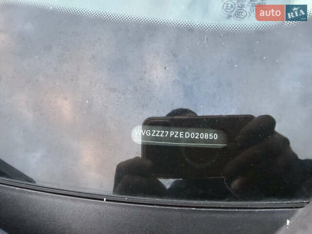 Серый Фольксваген Туарег, объемом двигателя 2.97 л и пробегом 223 тыс. км за 16500 $, фото 8 на Automoto.ua