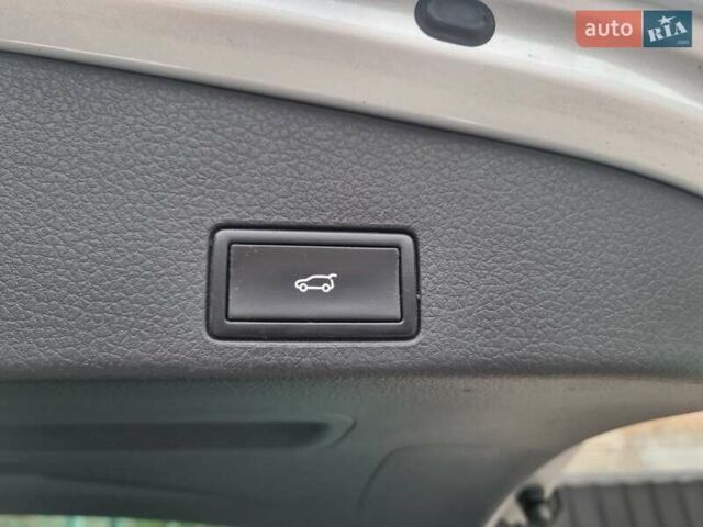 Фольксваген Туарег 2013 в Ровно на Automoto.ua Серый Фольксваген Туарег, объемом двигателя 3 л и пробегом 311 тыс. км за 20999 $, фото 38 на Automoto.ua