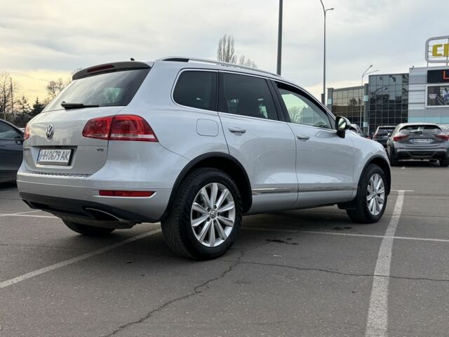 Серый Фольксваген Туарег, объемом двигателя 3.6 л и пробегом 278 тыс. км за 14200 $, фото 6 на Automoto.ua