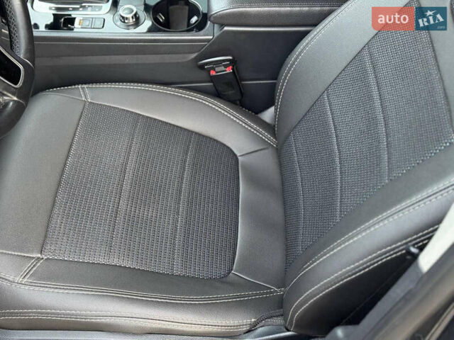 Сірий Фольксваген Туарег, об'ємом двигуна 3 л та пробігом 229 тис. км за 18100 $, фото 15 на Automoto.ua