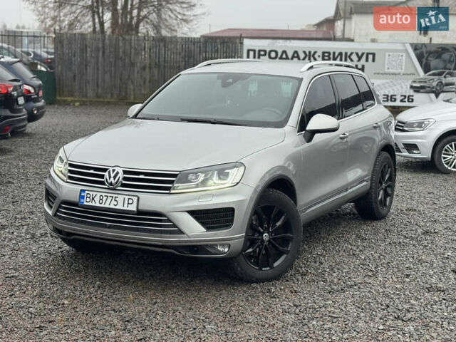 Сірий Фольксваген Туарег, об'ємом двигуна 3 л та пробігом 190 тис. км за 23800 $, фото 8 на Automoto.ua