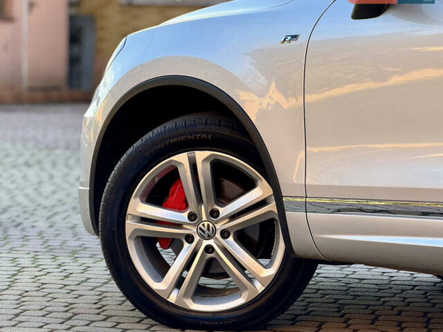 Серый Фольксваген Туарег, объемом двигателя 3 л и пробегом 250 тыс. км за 20500 $, фото 30 на Automoto.ua