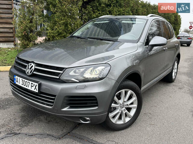 Сірий Фольксваген Туарег, об'ємом двигуна 3 л та пробігом 210 тис. км за 20800 $, фото 14 на Automoto.ua