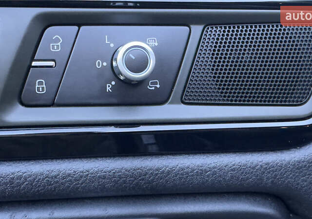 Сірий Фольксваген Туарег, об'ємом двигуна 2.97 л та пробігом 223 тис. км за 24600 $, фото 66 на Automoto.ua