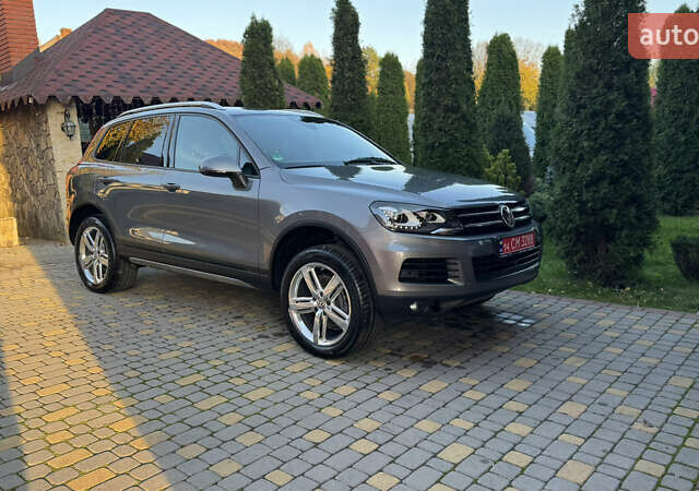 Сірий Фольксваген Туарег, об'ємом двигуна 2.97 л та пробігом 223 тис. км за 24600 $, фото 5 на Automoto.ua