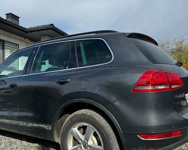 Сірий Фольксваген Туарег, об'ємом двигуна 2.97 л та пробігом 282 тис. км за 21300 $, фото 9 на Automoto.ua