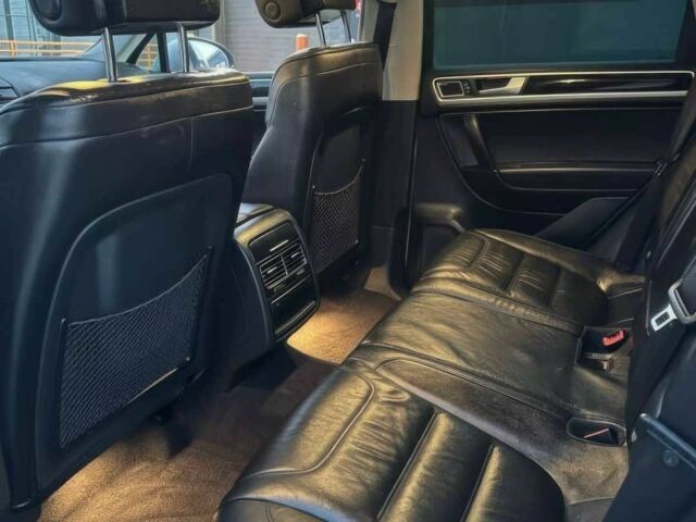 Серый Фольксваген Туарег, объемом двигателя 3.6 л и пробегом 83 тыс. км за 22000 $, фото 13 на Automoto.ua