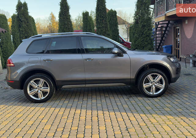 Сірий Фольксваген Туарег, об'ємом двигуна 2.97 л та пробігом 223 тис. км за 24600 $, фото 3 на Automoto.ua