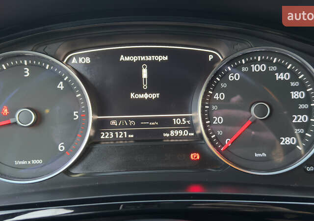 Сірий Фольксваген Туарег, об'ємом двигуна 2.97 л та пробігом 223 тис. км за 24600 $, фото 146 на Automoto.ua