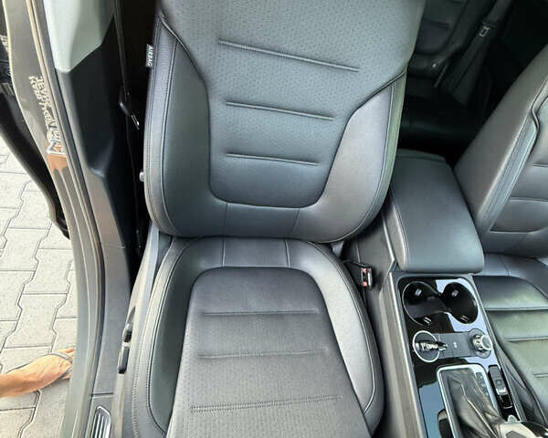 Сірий Фольксваген Туарег, об'ємом двигуна 2.97 л та пробігом 280 тис. км за 23000 $, фото 48 на Automoto.ua