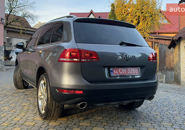 Сірий Фольксваген Туарег, об'ємом двигуна 2.97 л та пробігом 223 тис. км за 24600 $, фото 53 на Automoto.ua