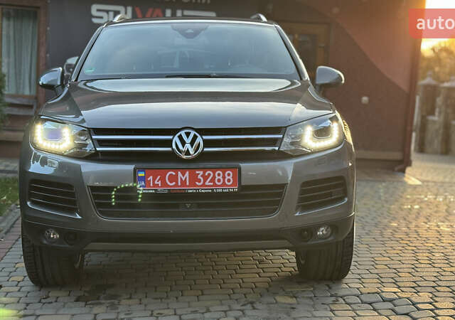 Сірий Фольксваген Туарег, об'ємом двигуна 2.97 л та пробігом 223 тис. км за 24600 $, фото 43 на Automoto.ua