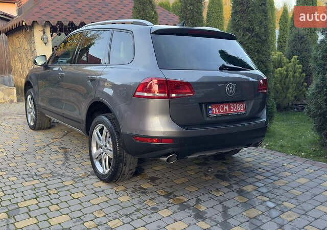 Сірий Фольксваген Туарег, об'ємом двигуна 2.97 л та пробігом 223 тис. км за 24600 $, фото 47 на Automoto.ua