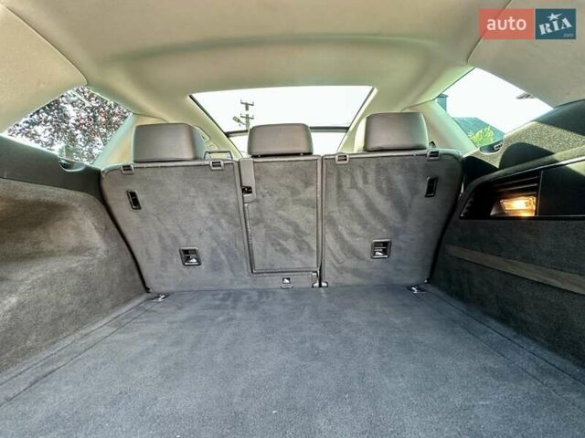 Серый Фольксваген Туарег, объемом двигателя 3 л и пробегом 228 тыс. км за 19999 $, фото 18 на Automoto.ua