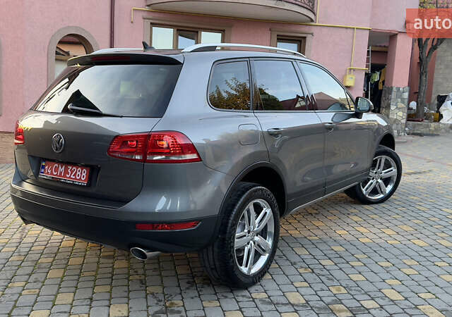 Сірий Фольксваген Туарег, об'ємом двигуна 2.97 л та пробігом 223 тис. км за 24600 $, фото 55 на Automoto.ua