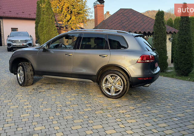 Сірий Фольксваген Туарег, об'ємом двигуна 2.97 л та пробігом 223 тис. км за 24600 $, фото 52 на Automoto.ua
