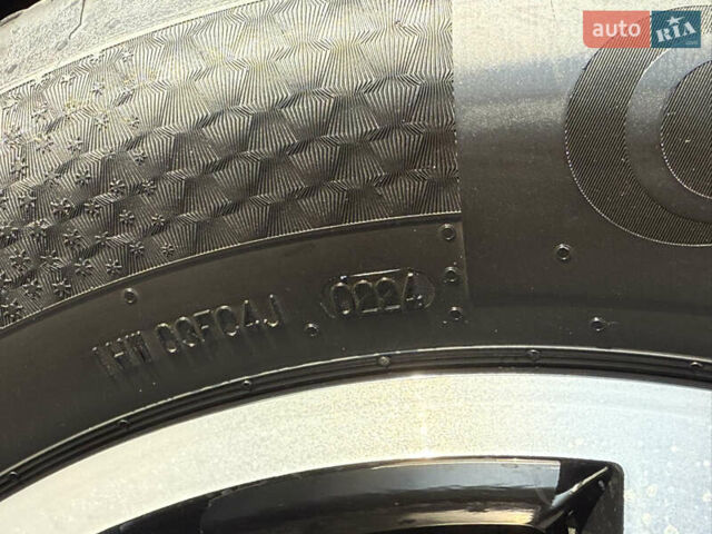 Сірий Фольксваген Туарег, об'ємом двигуна 2.97 л та пробігом 280 тис. км за 23000 $, фото 16 на Automoto.ua