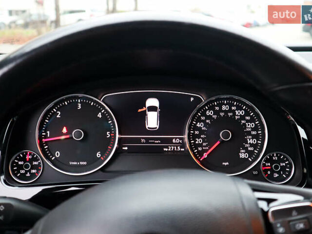 Серый Фольксваген Туарег, объемом двигателя 2.97 л и пробегом 142 тыс. км за 25500 $, фото 33 на Automoto.ua