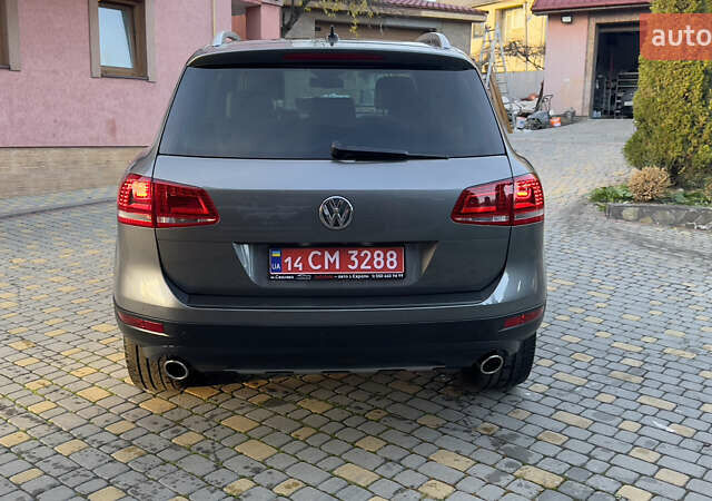 Сірий Фольксваген Туарег, об'ємом двигуна 2.97 л та пробігом 223 тис. км за 24600 $, фото 54 на Automoto.ua