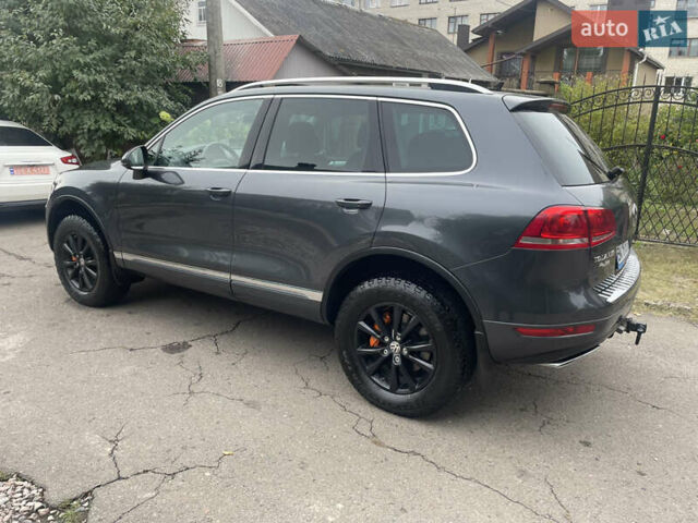 Серый Фольксваген Туарег, объемом двигателя 3 л и пробегом 278 тыс. км за 17500 $, фото 5 на Automoto.ua