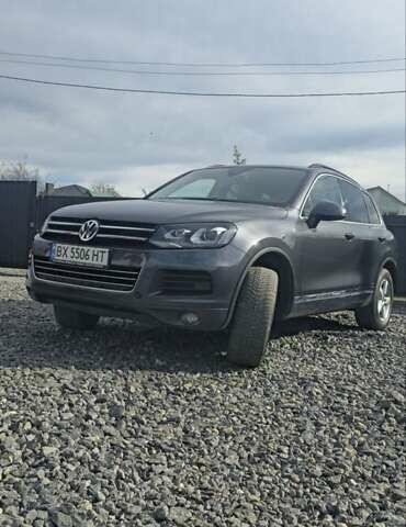 Сірий Фольксваген Туарег, об'ємом двигуна 2.97 л та пробігом 282 тис. км за 21300 $, фото 21 на Automoto.ua