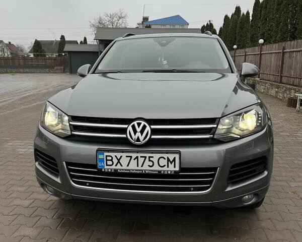 Сірий Фольксваген Туарег, об'ємом двигуна 2.97 л та пробігом 270 тис. км за 24000 $, фото 2 на Automoto.ua