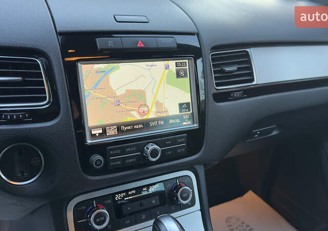 Сірий Фольксваген Туарег, об'ємом двигуна 2.97 л та пробігом 223 тис. км за 24600 $, фото 76 на Automoto.ua