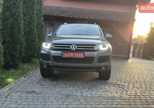 Сірий Фольксваген Туарег, об'ємом двигуна 2.97 л та пробігом 223 тис. км за 24600 $, фото 42 на Automoto.ua