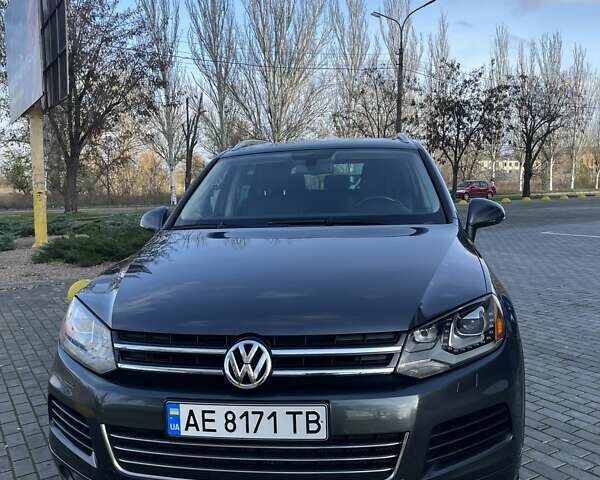 Сірий Фольксваген Туарег, об'ємом двигуна 3.6 л та пробігом 144 тис. км за 21000 $, фото 4 на Automoto.ua