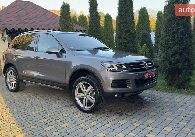 Сірий Фольксваген Туарег, об'ємом двигуна 2.97 л та пробігом 223 тис. км за 24600 $, фото 4 на Automoto.ua