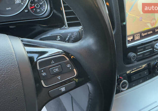 Сірий Фольксваген Туарег, об'ємом двигуна 2.97 л та пробігом 223 тис. км за 24600 $, фото 79 на Automoto.ua