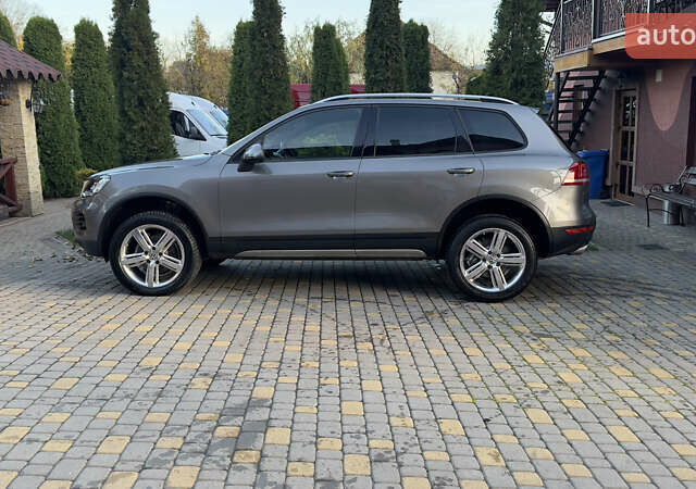 Сірий Фольксваген Туарег, об'ємом двигуна 2.97 л та пробігом 223 тис. км за 24600 $, фото 39 на Automoto.ua